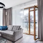 #Stayhere - Central Castle View Riverside Apartment Appartamento