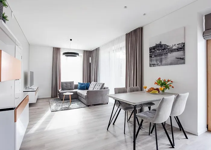 #Stayhere - Central Castle View Riverside Apartment * Vilnius