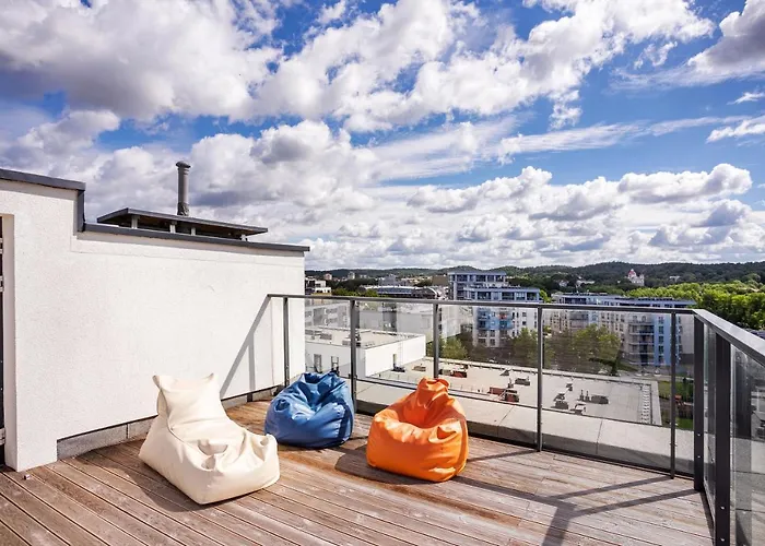 #Stayhere - Central Castle View Riverside Apartment