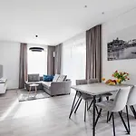 #Stayhere - Central Castle View Riverside Apartment * Vilnius