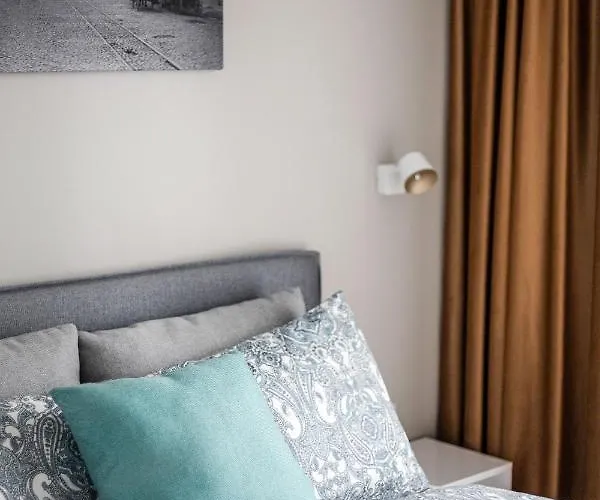 #Stayhere - Central Castle View Riverside Apartment * Вильнюс