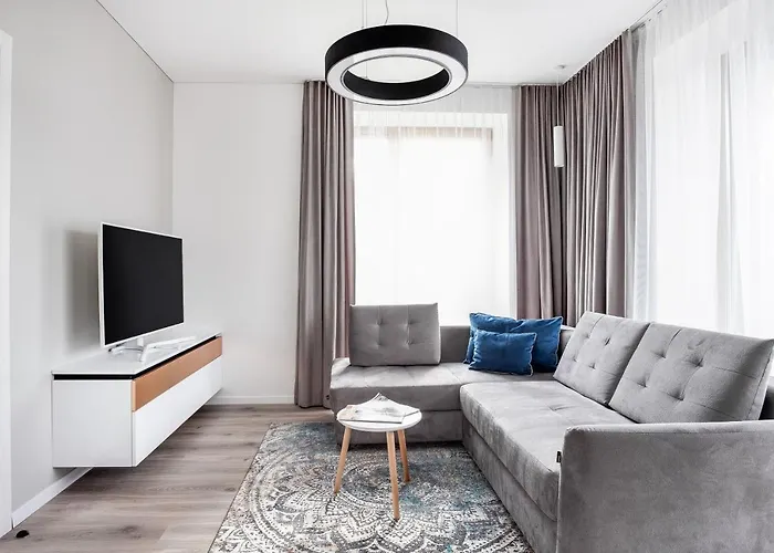 #Stayhere - Central Castle View Riverside Apartment *