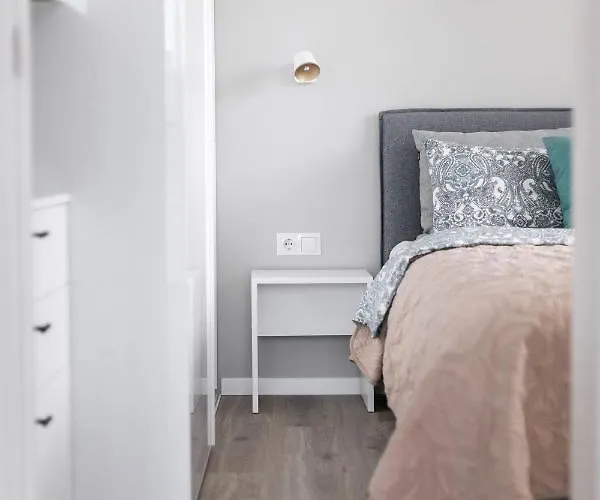 #Stayhere - Central Castle View Riverside Apartment * Вильнюс