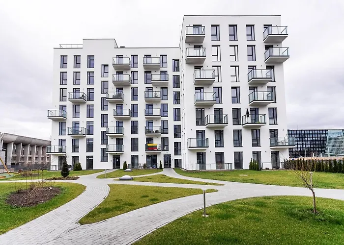 #Stayhere - Central Castle View Riverside Apartment Апартаменты