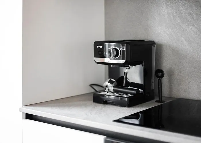 #Stayhere - Central Castle View Riverside Apartment Апартаменты *