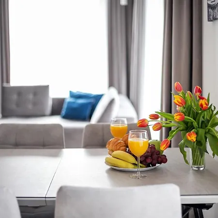 #Stayhere - Central Castle View Riverside Apartment Lägenhet *